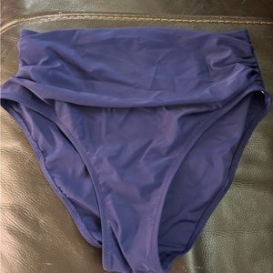 Women’s swimsuit bottoms